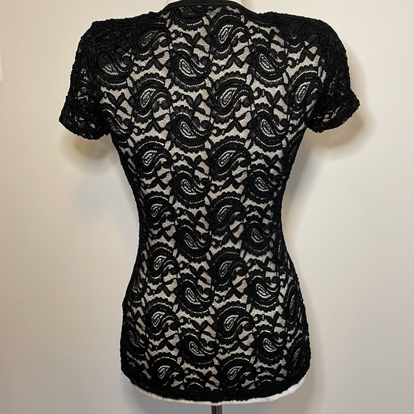 🖤CUE Sz8 vintage black stretch lace top with shoulder pads - Picture 4 of 8